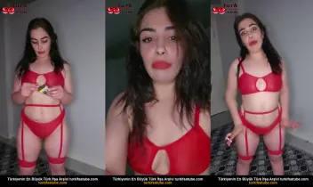 Kırmızı Jartiyerli Kürt Bayan Lina Tarafından Ifşa Edildi