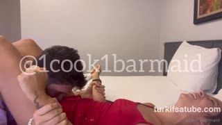 1cook1barmaid (Şima Simal) çiftinin Onlyfans ifşa videosu – Dayanamadım… kırmızı ona çok yakışıyor🍓🥵❤️‍🔥